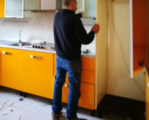 Smontaggio e smaltimento arredi provincia di Milano, Como, Varese, Monza e Brianza